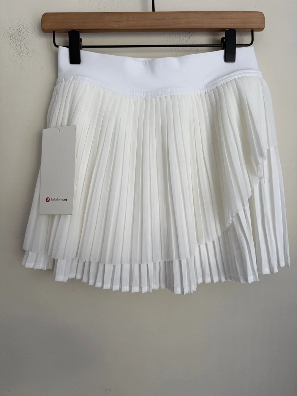 Lululemon Tiered Pleats High-Rise Tennis Skirt Skort White 4 NWT